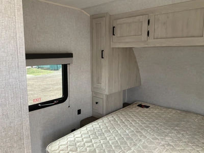 Used 2022 DELLA TERRA 200RD Campers, Caravans, Motorhomes Michigan US | Miedema Asset Management Group #1341092