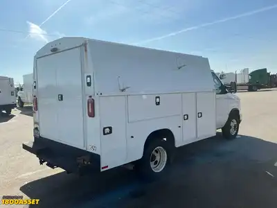 USED 2022 FORD E-350 SUPER DUTY UTILITY VAN
