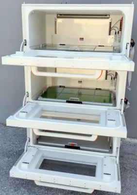 Used _UNKNOWN_ _UNKNOWN_ Incubator Shakers California US | Biotech Equipment Sales #1464415