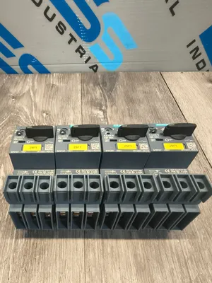 Used SIEMENS 3RV2021-4EA15 Circuit Breakers South Carolina US | ESS Industrial Equipment Sales #1305344