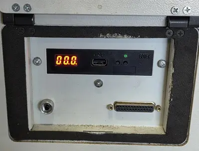 Used BRIDGEPORT EZ TRAK DX 3 AXIS Vertical Mills Kentucky US | Aucto #1315718