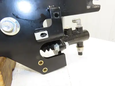 Hyster E80XN Forklift Brake Pedal & Master Cylinder & Bracket Assembly