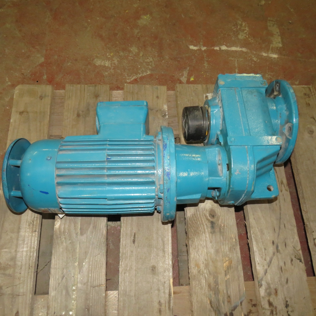 USED GEARED 1 HP