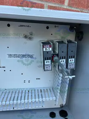 USED INDUSTRIAL CONTROL PANEL 1244250 STANDARD ENCLOSURE 9" X 15.5" X 16"