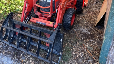 USED 2023 Kubota L2501