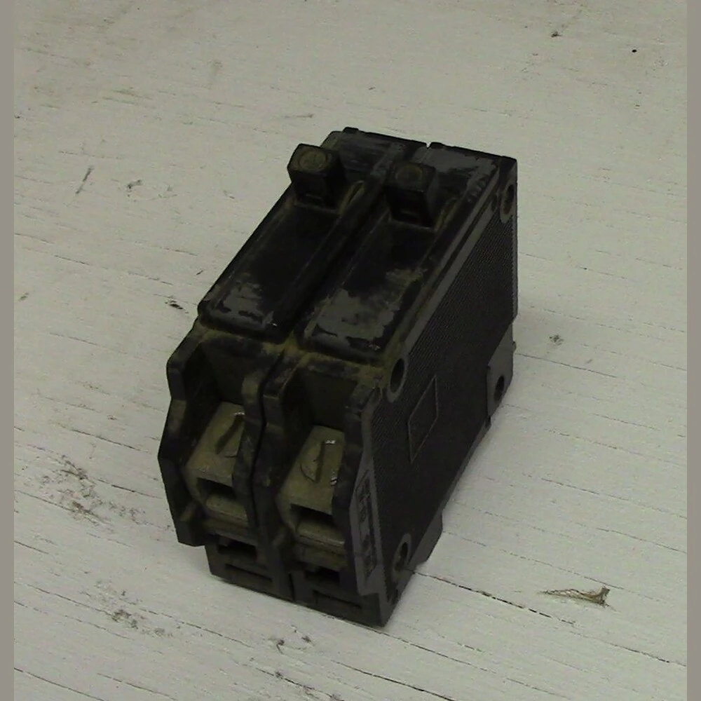 CEB, Commander 2 Pole 40 Amp Bolt-on Breaker