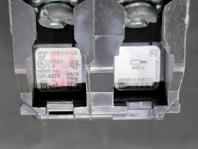 USED SQUARE D QOB215