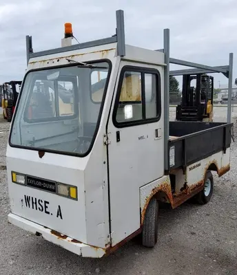 USED 2000 TAYLOR DUNN B210