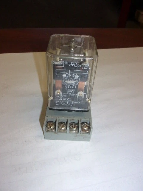 Used Idec + DAYTON Idec SR2P-06  + 1A485M Relays & Switches Arizona US | ASSET CONVERSION SPECIALISTS, INC. #307636