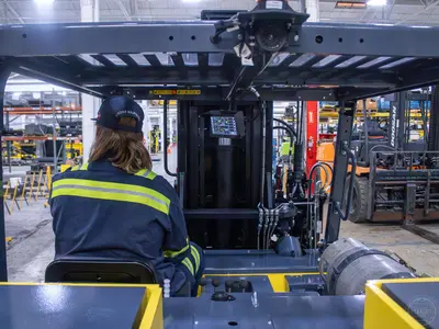 New | in-Stock 2026 HOIST FR FR 25/35 Liquid Propane Forklifts Illinois US | Forklift Exchange #1274856