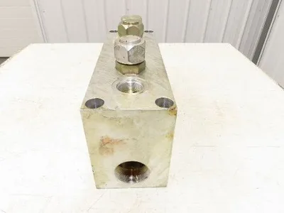 Daman E02294REVO Hydraulic 4-Station Aluminum Manifold Block DN32 1-1/4" SAE