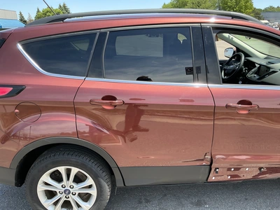 USED 2018 FORD ESCAPE