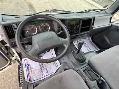 Used 2019 ISUZU NPR XD Reefer Trucks Florida US | Truck and Van Outlet #1509164