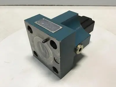 USED BOSCH 0 810 070 033