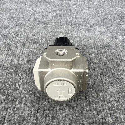 Used SMC AR25-N02H-Z Air Pressure Regulators California US | Davliegogo LLC #1705357