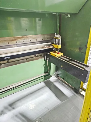 CINCINNATI 90 TON X 10' Press Brakes | CNCsurplus (7)