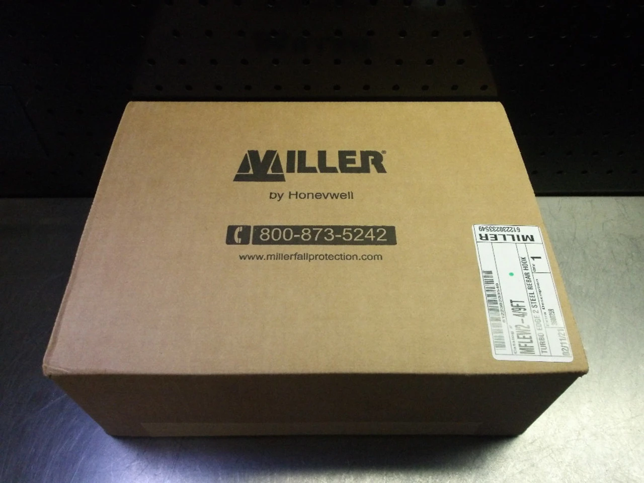 Miller Sharp Edge 9-Foot Twin Personal Fall Limiter MFLEC2-4/9FT (LOC1909A)