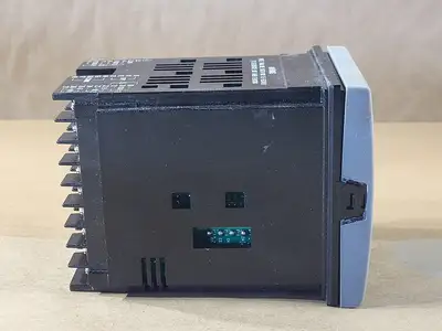 USED HONEYWELL UDC2500