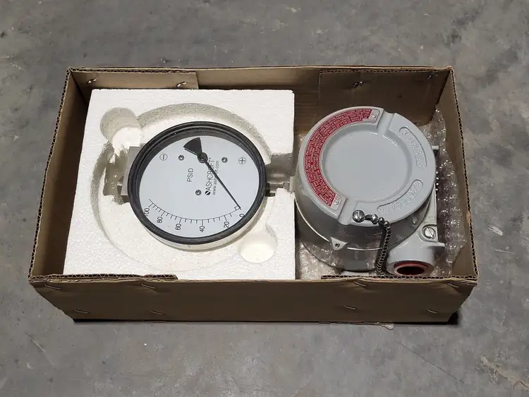 New | in-Stock ASHCROFT 45-1131SD-25L-XEKV6-100PSI Parts (Hydraulics and Pneumatics) British Columbia CA | Lenmark #837127