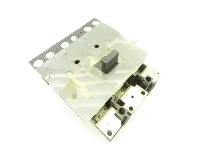 Westinghouse 1288C08G09 400A Bucket Switch Circuit Breaker Disconnect 3-Pole
