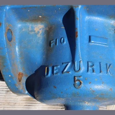 Dezurik 5 in. Plug Valve
