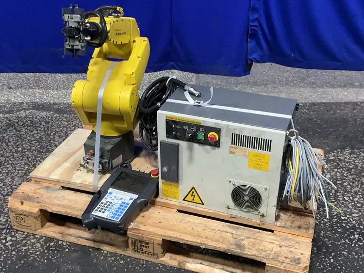 Used 2011 FANUC LR MATE 200IC Robots Ohio US | HGR 24 #1543293