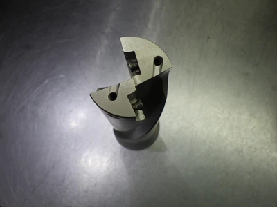 Walter 1.562" Coolant Thru Drill 1.5" Shank B4213.UF38.397.Z1.119R-6 (LOC3576)