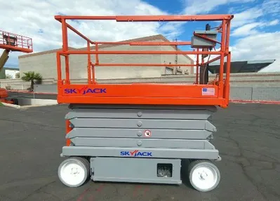 USED 2016 SKYJACK SJIII 3226