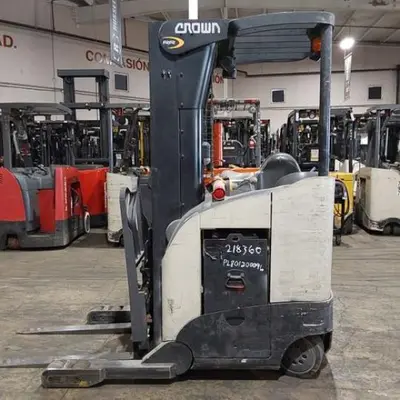 USED 2019 CROWN RR5725-45