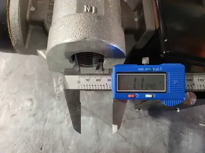 NEW UNIVERSAL FLOW MONITORS MM-DSB100LM-8-700V