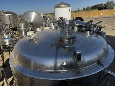 Tank, 264 Gallon (1,000 Liter), Mueller, Jacketed, Stainless, 35 PSI / Full Vacuum, #5991457