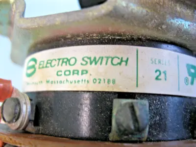 USED Electroswitch 21304A 8709