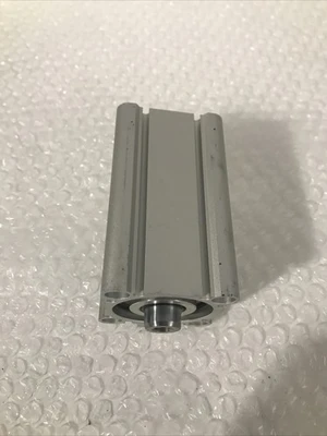 NEW SMC CDQ2B40-50DZ