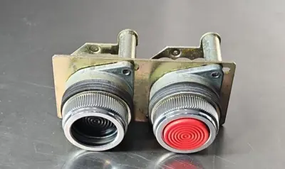 General Electric CR2940WM600A Push Button. Loc4C17