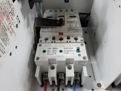 Used EATON HFD3015 Switchgears British Columbia CA | Lenmark #240436