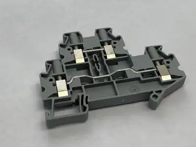 UTTB 4 HV | Phoenix Contact  Double Level Terminal Blocks Gray 3000610 LOT OF 18 - New Other