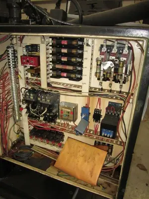 USED 1984 WARREN WT-1000