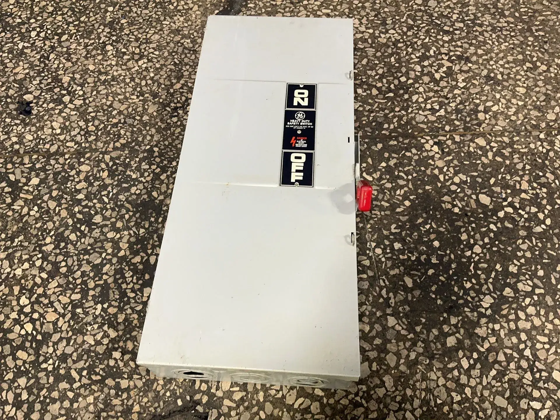 Used GENERAL ELECTRIC TH4324 Disconnects Ohio US | HGR 24 #1311857