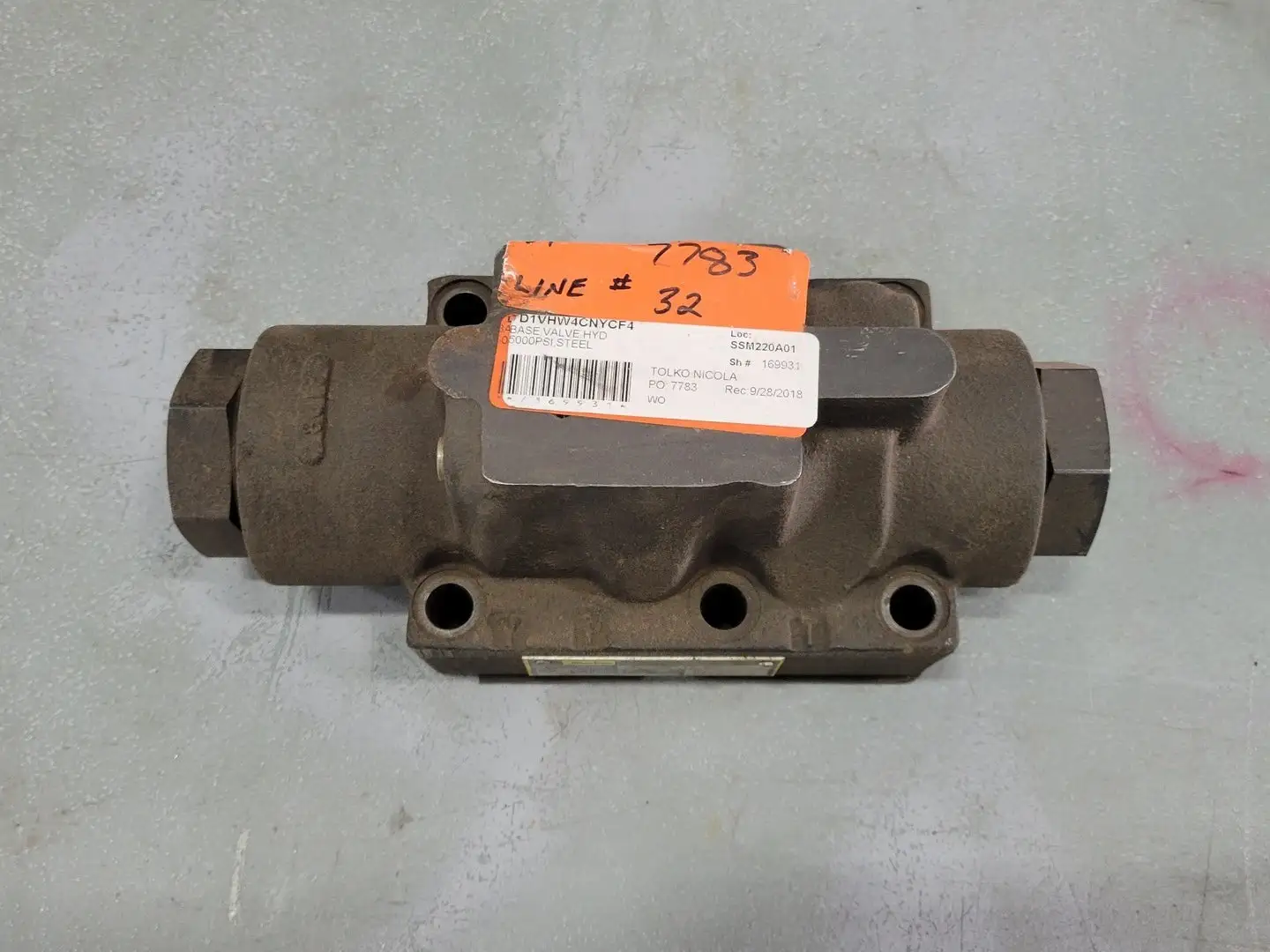 USED PARKER FILTRATION D1VHW4CNYCF4 75