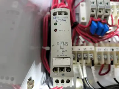 USED SQUARE D MODEL 6