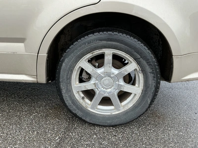 USED 2005 CADILLAC SRX
