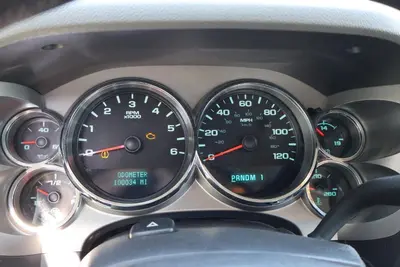 2013 GMC 2500 HD PICKUP TRUCK | Levy Recovery Group (25)