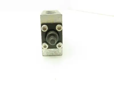 Aro MQ 1348 Pneumatic 3 Way Valve NC 1/8" NPT Air or Manual Activated
