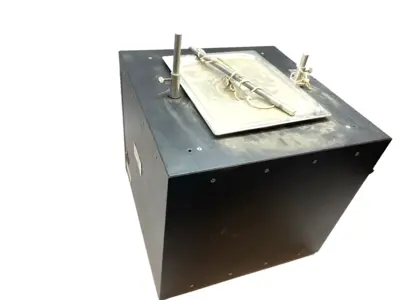 USED RAYONET PHOTOCHEMICAL UV REACTOR 16-LAMP BENCH-TOP 110/220VAC