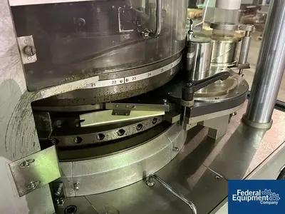 USED Manesty Manesty Novapress Tablet Press, 45 Station