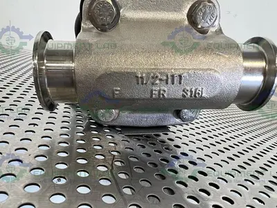 USED ITT 1.5-F-419-8-0-TM CWP 150 DIAPHRAGM VALVE W/ 1 1/2" SANITARY FITTINGS