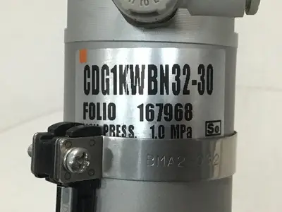 USED SMC CDG1KWBN32-30