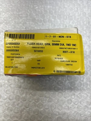 NEW Allen-Bradley 800T-A1A