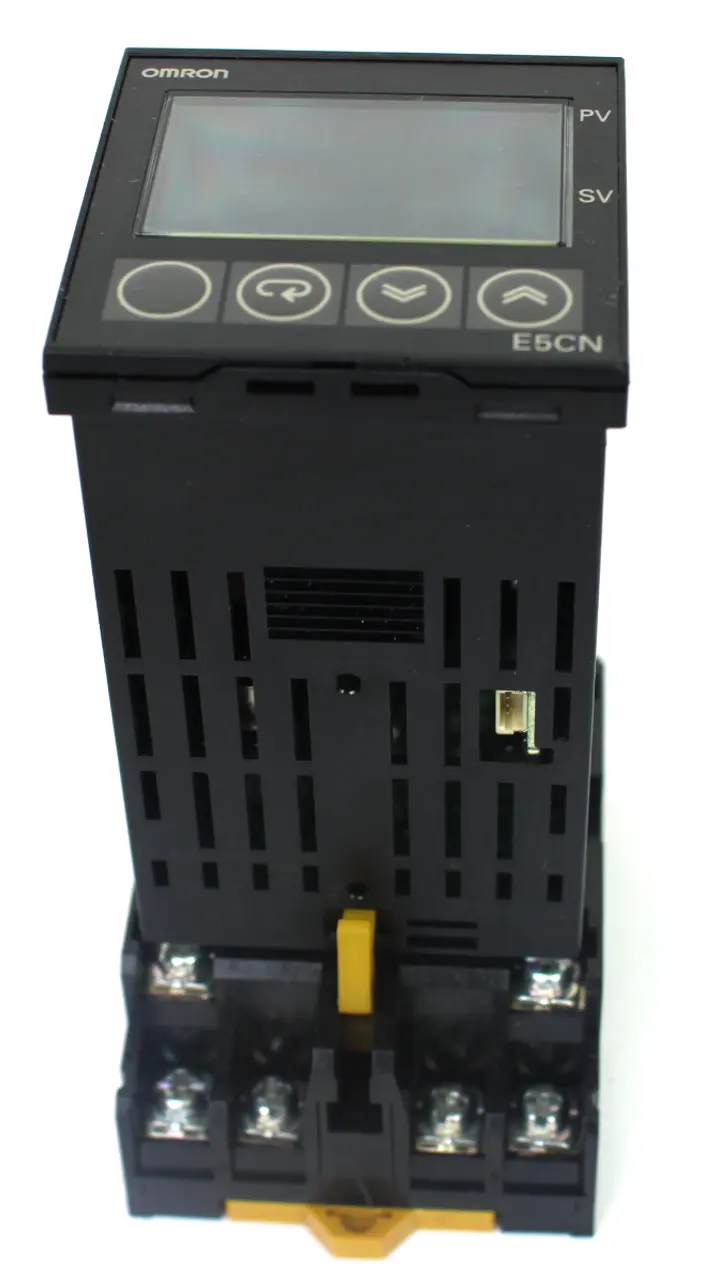 USED OMRON E5CN-Q2TU