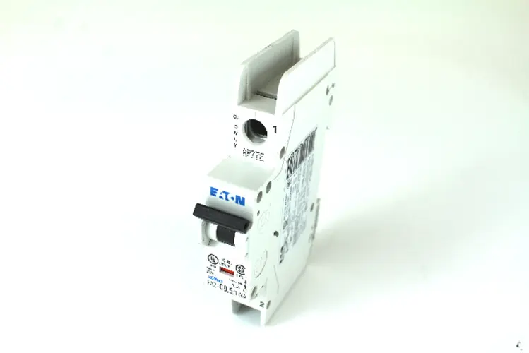 Used EATON FAZ-C0.5/1-NA-SP Circuit Breakers Kentucky US | Industrial Parts R Us Inc. #355525